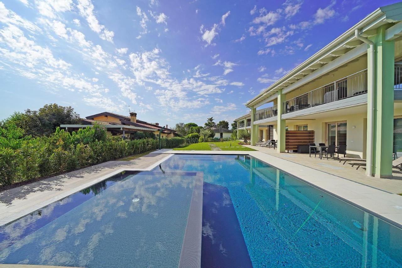 Gardaliva 5 Apartment Manerba del Garda Exterior photo