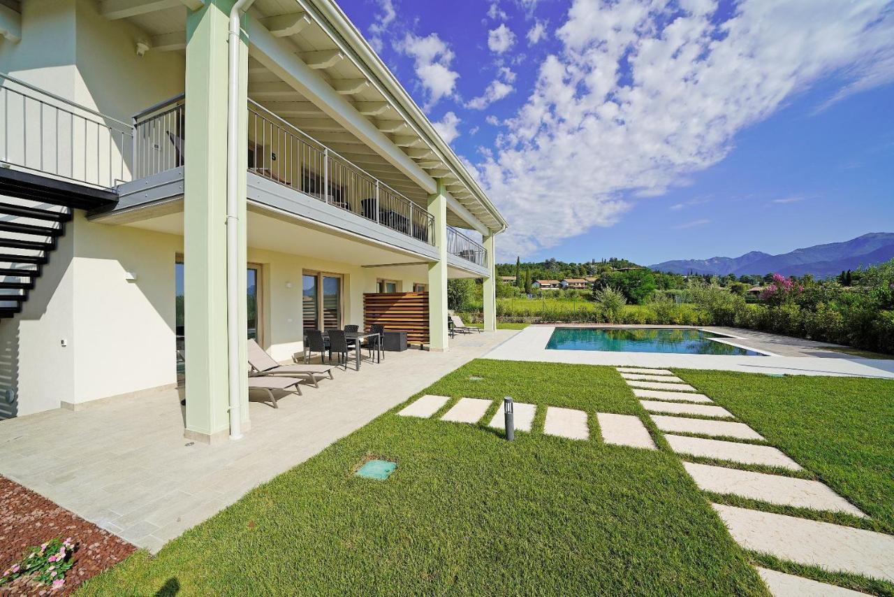 Gardaliva 5 Apartment Manerba del Garda Exterior photo